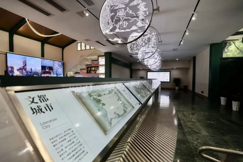 世界文學(xué)客廳,正式亮相