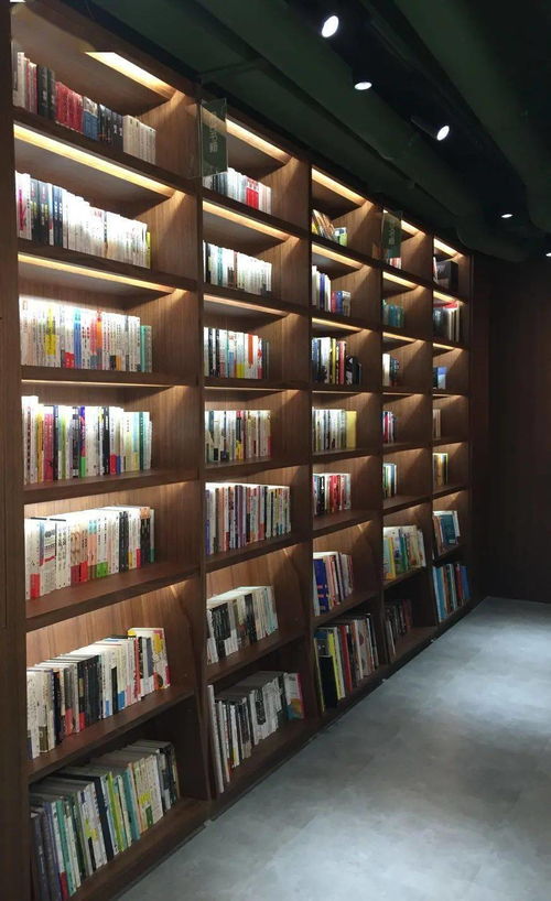 上戲新開一家藝術(shù)書店,周到君請(qǐng)你去喝拿鐵