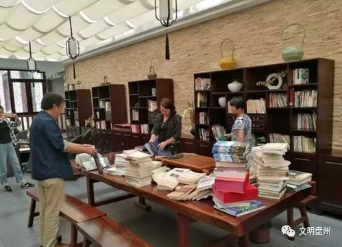 唯讀書與美景不可辜負(fù),盤州流動(dòng)圖書走進(jìn)世界古銀杏之鄉(xiāng)